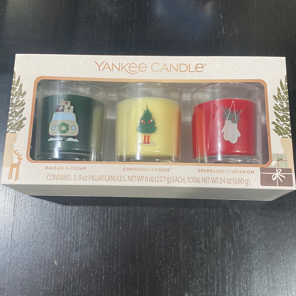 Yankee candle Balsam & Cedar Christmas Cookie Sparkling cinnamon 3x 8 Oz candles